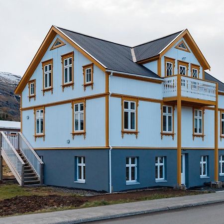 Undiraldan - Steinholt, Old Music School Apartment Seythisfjorthur Exterior photo